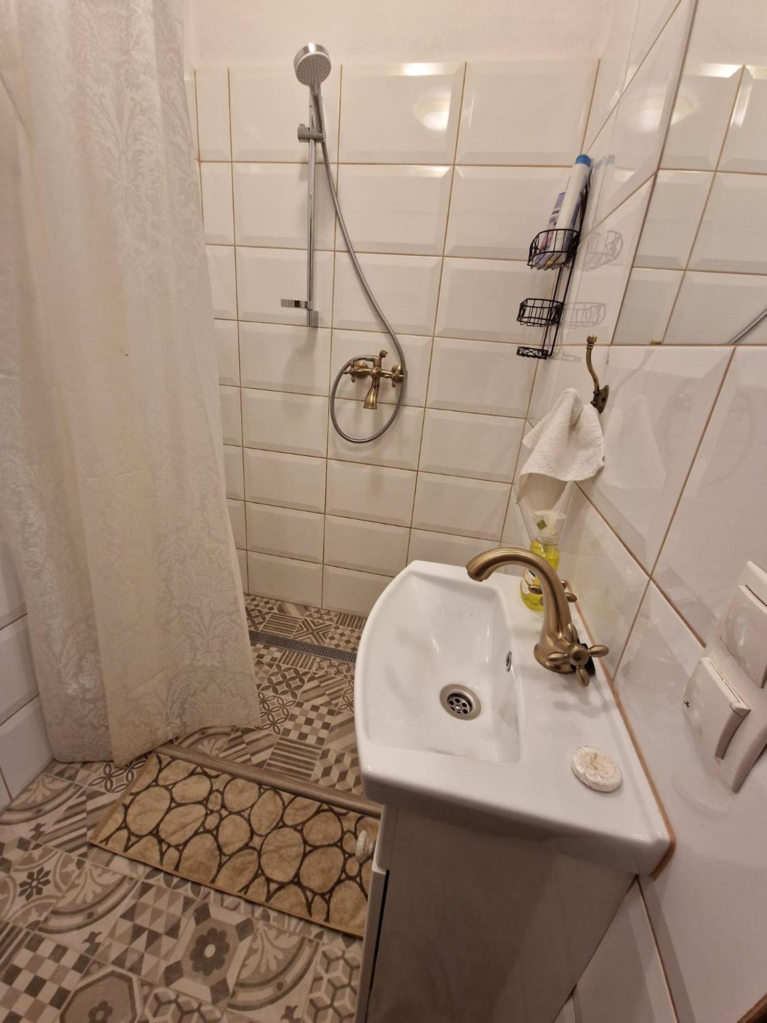 Rigas 20/1 Apartaments Cēsis Esterno foto